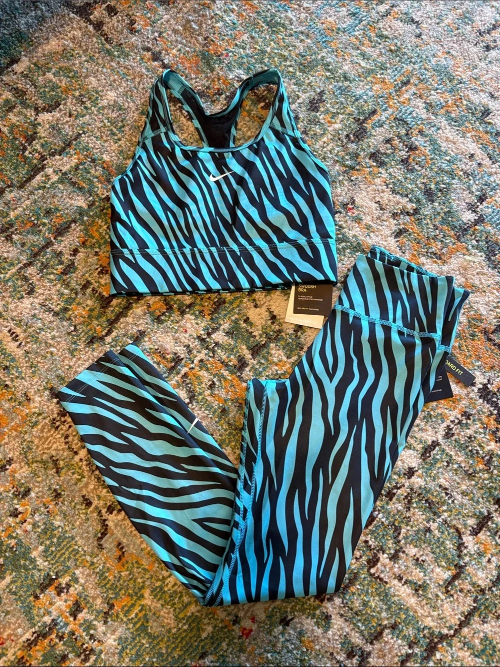 💎RARE SET💎🆕Nike One Icon Clash Zebra Print Sports Bra And Leggings, Size S & M